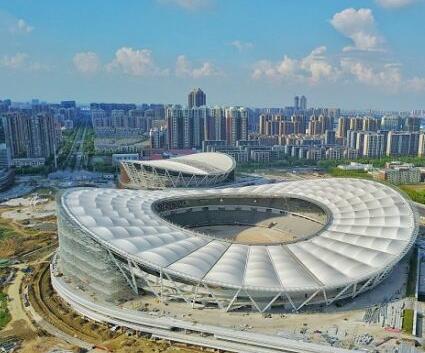 蘇州工業(yè)園區(qū)體育場(chǎng)封頂，260米索網(wǎng)索膜結(jié)構(gòu)全球首創(chuàng)